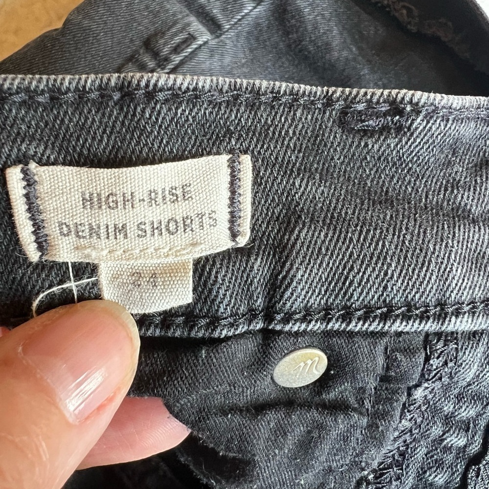 Madewell | High Rise |‎ Denim | Shorts | Black | 24 - Picture 5 of 6